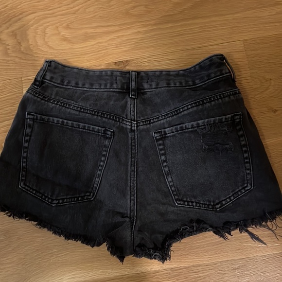 Pacsun dark grey jean shorts! - Picture 5 of 5